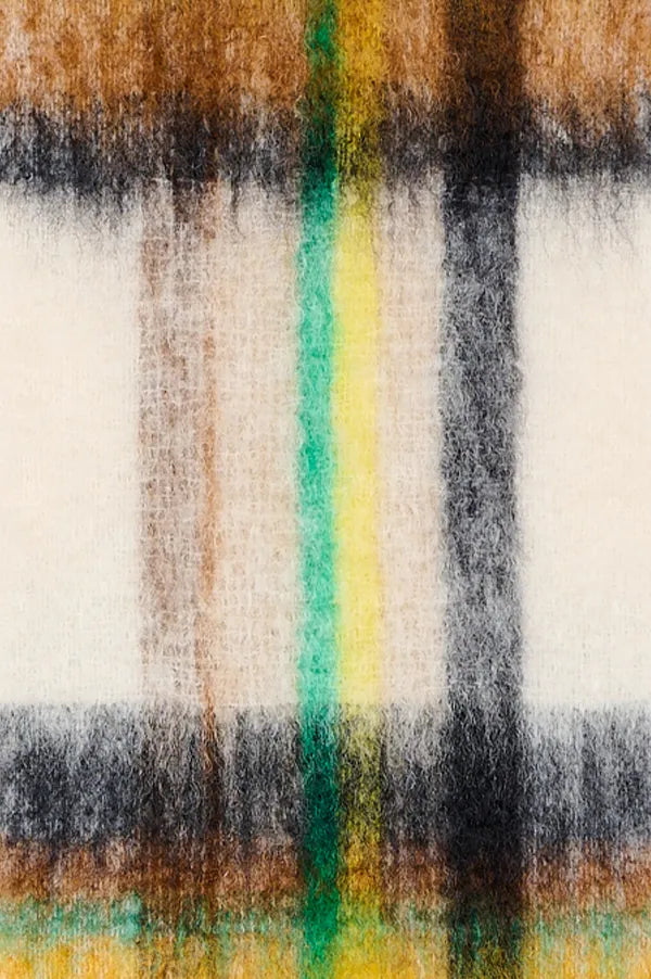 814 EZCARAY Tartán Scarf